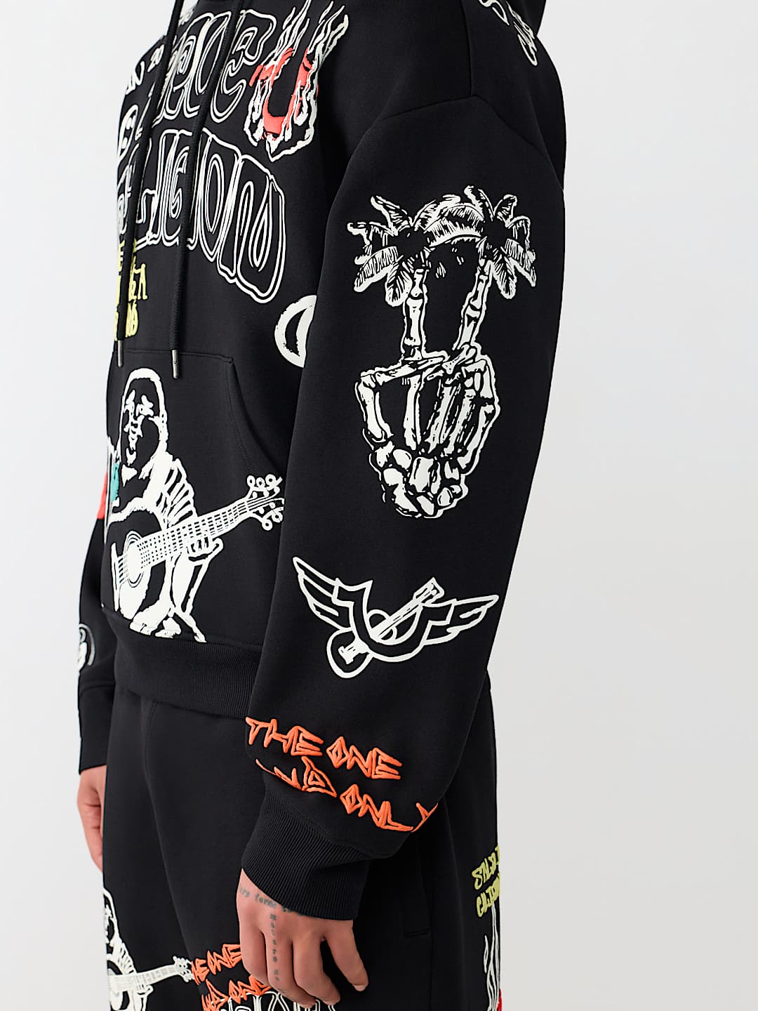 sketched logo boxy hoodie
